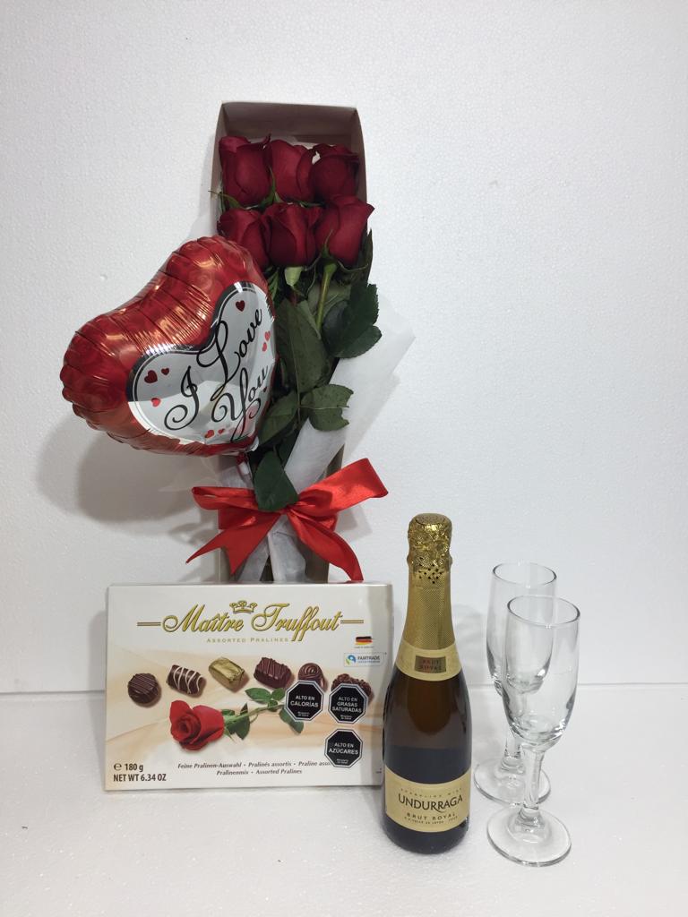 Caja con 6 Rosas ms Bombones de 180 Grs, Champagne de 375 cc, 2 Copas y Globito